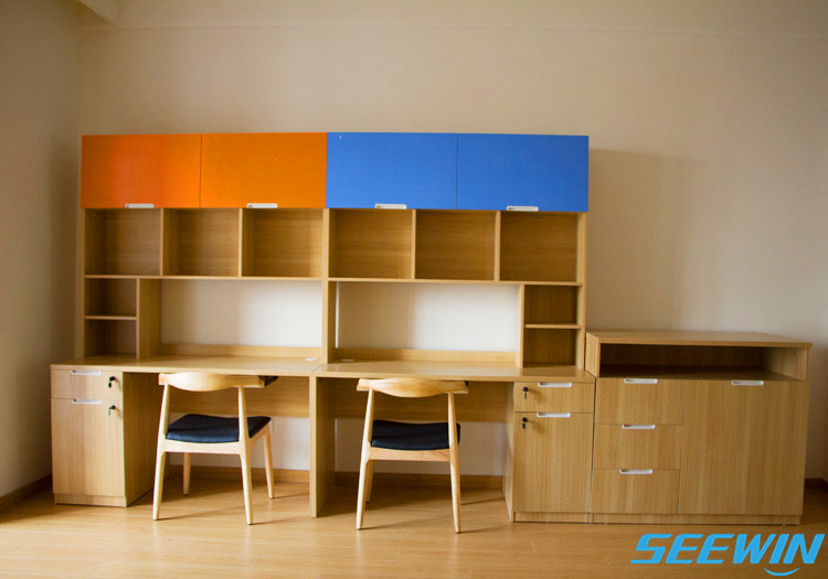 上海紫竹國(guó)際教育學(xué)生公寓學(xué)習(xí)電腦桌