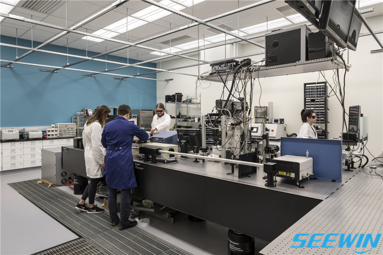 實(shí)驗(yàn)室教室