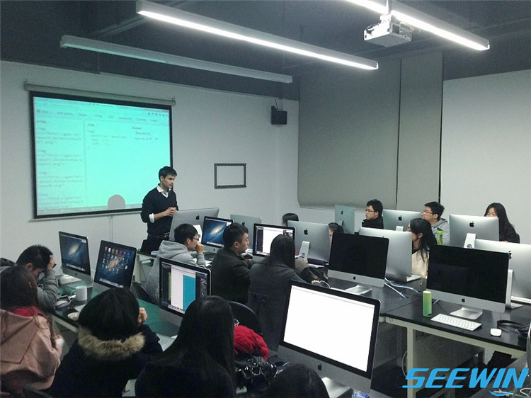 計(jì)算機(jī)教室