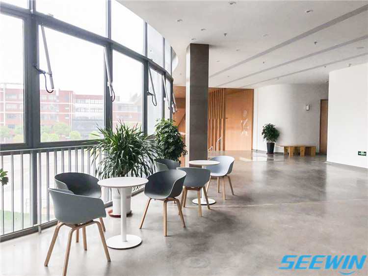 國際學(xué)校家具