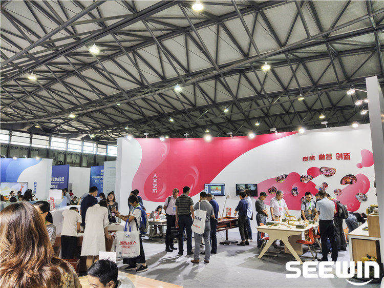 學(xué)校家具廠家